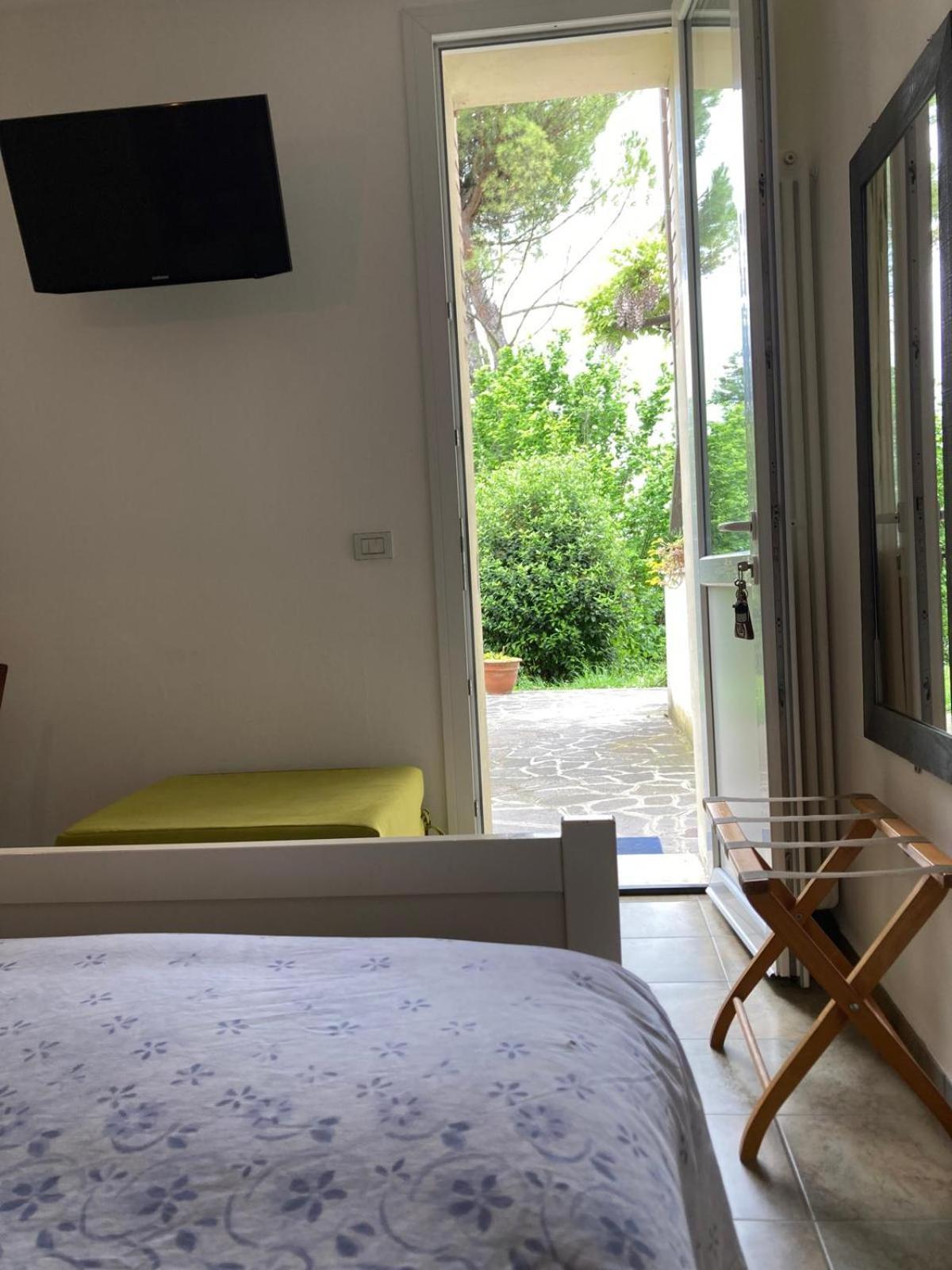 B&B Mama Ro Cesena Exteriör bild